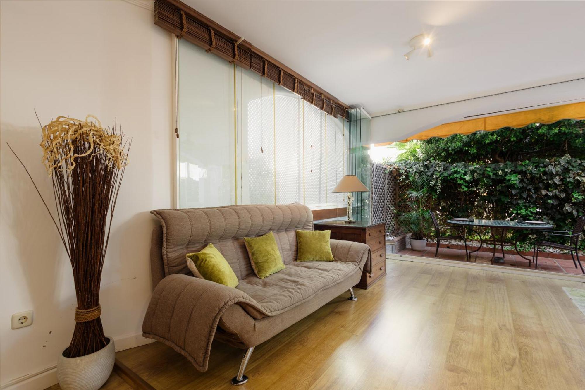 Ground Floor Holiday Apartment With Terrace And Pool In Puerto Banus, Marbella Exterior foto