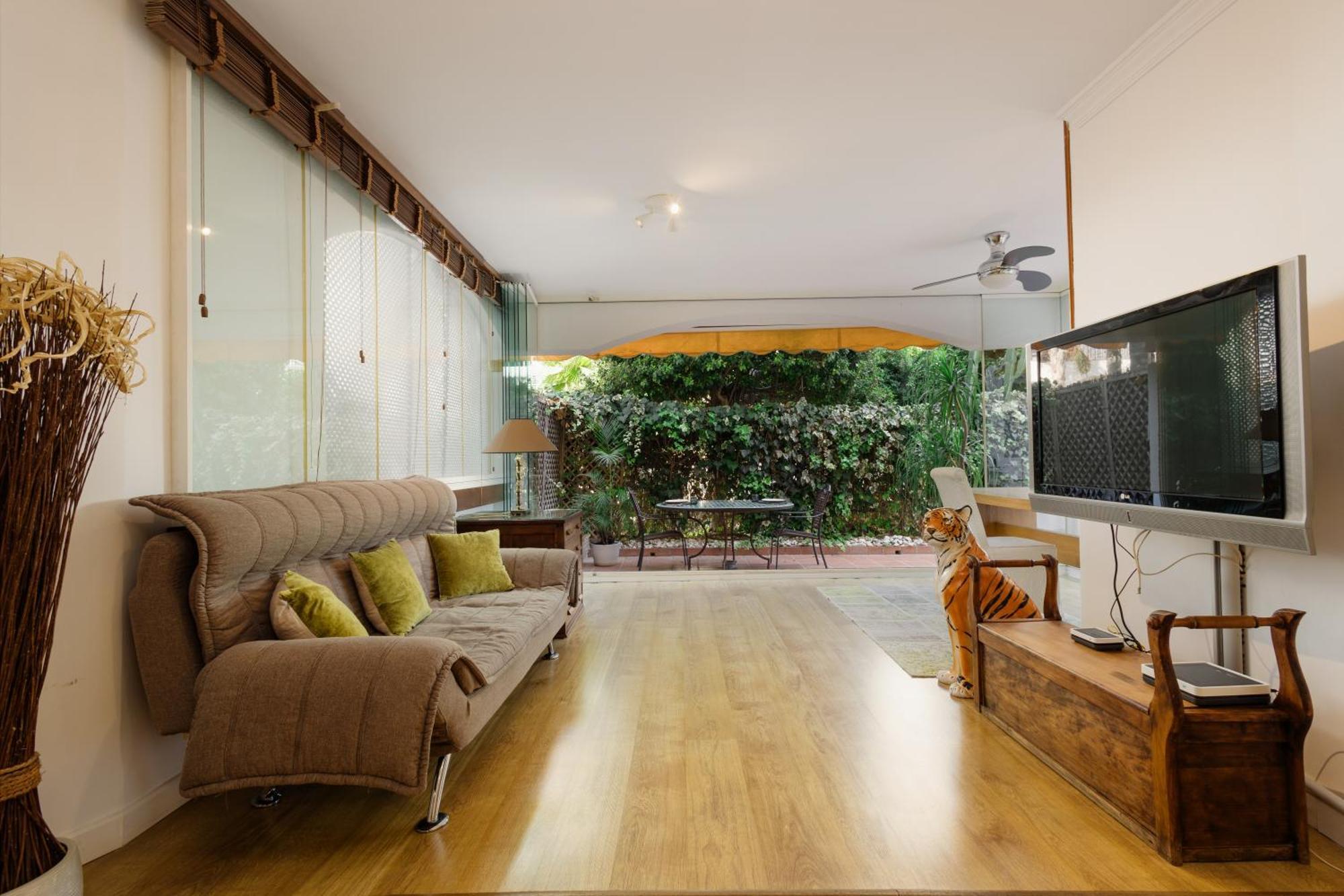 Ground Floor Holiday Apartment With Terrace And Pool In Puerto Banus, Marbella Exterior foto